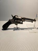 Penvuur Revolver 7mm., Antiek en Kunst, Antiek | Overige Antiek, Ophalen of Verzenden