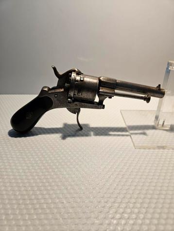 Penvuur Revolver 7mm. beschikbaar voor biedingen