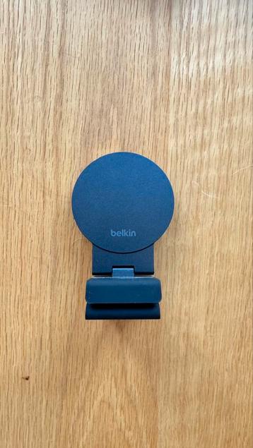 Belkin Tilting iPhone Holder with MagSafe beschikbaar voor biedingen