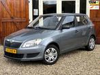 Skoda Fabia 1.2 TSI Arctic 5-deurs, Auto's, Skoda, Origineel Nederlands, Te koop, Zilver of Grijs, 5 stoelen