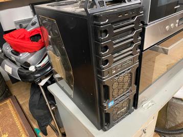I5 core game tower computer compleet met scherm  beschikbaar voor biedingen