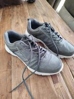Donkergrijze heren sneakers maat 44, Ophalen, Zo goed als nieuw, Overige kleuren