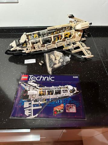 Vintage LEGO technic 8480 Space Shuttle beschikbaar voor biedingen