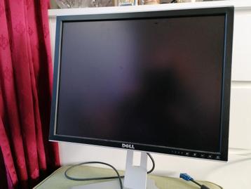 Dell monitor mooi zilver met verstelbare voet zie foto's  beschikbaar voor biedingen