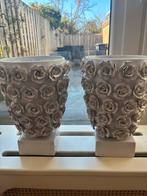 2 stuks Brocante bloempotten, Tuin en Terras, Rond, Ophalen of Verzenden, Zo goed als nieuw, Aardewerk