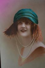 frankrijk 1920 twenties  vrouw hoed  parelketting flapper, Verzamelen, Ansichtkaarten | Themakaarten, Ophalen, Voor 1920, Gelopen