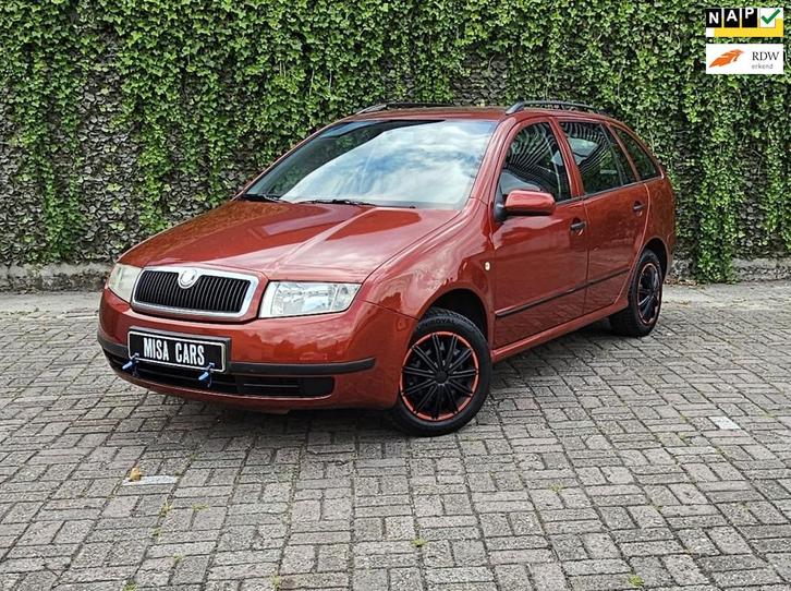 Skoda Fabia Combi 1.4-16V Comfort Automaat Airco APK Trekhaa, Auto's, Skoda, Bedrijf, Te koop, Fabia, ABS, Airconditioning, Boordcomputer