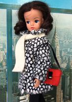 Winter outfit voor Sindy, Fleur, Barbie (excl. pop), Ophalen of Verzenden, Gebruikt, Kleertjes