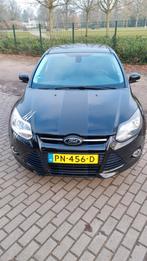 Ford Focus 1.6 Ecoboost 6bak Hand.110KW Wagon 2013 Zwart, 1596 cc, 4 cilinders, 160 pk, Zwart