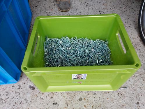 Schroeven te koop (10 euro per 1000), Doe-het-zelf en Verbouw, IJzerwaren en Bevestigingsmiddelen, Nieuw, Schroeven, Ophalen of Verzenden