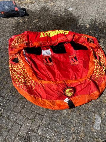 3 persoons funtube Connelly. Kan twee kanten op! beschikbaar voor biedingen