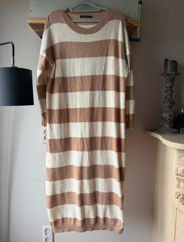 Leuke jurk van Ydence in maat S, Kleding | Dames, Jurken, Verzenden, Beige, Zo goed als nieuw, Maat 36 (S)