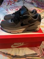 Nike air Max 90 maat 38.5, Nieuw, Nike, Grijs, Ophalen of Verzenden