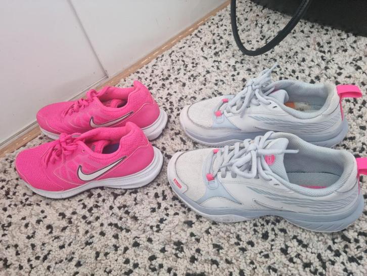 Sportschoenen te koop, Kleding | Dames, Schoenen, Zo goed als nieuw, Sneakers of Gympen, Roze, Ophalen
