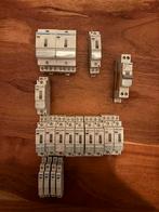 Diverse relais van Hager, Ophalen of Verzenden, Zo goed als nieuw, Overige kleuren