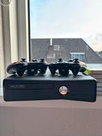 Xbox 360 met 2 controllers en 6 games, Spelcomputers en Games, Spelcomputers | Xbox 360, Met 2 controllers, Ophalen of Verzenden