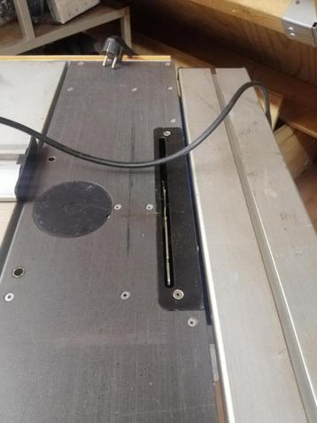 5 in 1 zaagtafel schaaf en frees beschikbaar voor biedingen