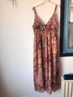 Mooie gebloemde lange mouwloze Jurk met "Glitters"' maat M, Kleding | Dames, Jurken, Maat 38/40 (M), Overige kleuren, Ophalen of Verzenden