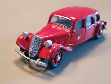 Citroën Traction Avant 11b familiale brandweer  1:43 Dubray beschikbaar voor biedingen