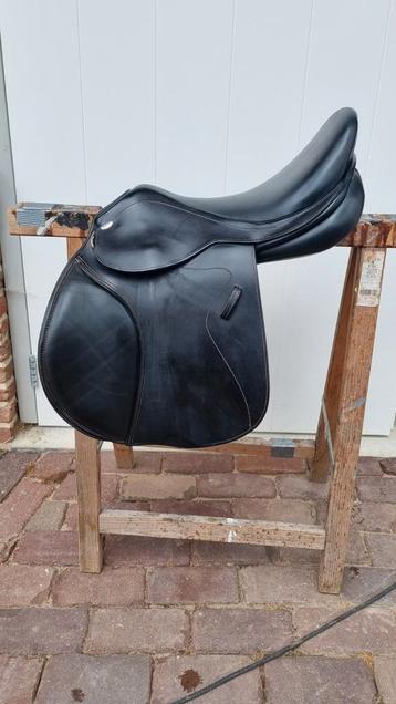 Kentaur perseus springzadel 17 inch fit 3 beschikbaar voor biedingen