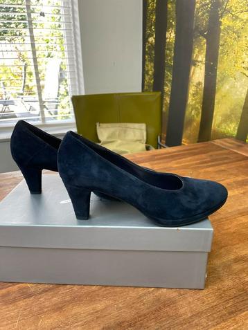 Lilian pump suede maat 36,5 blauw nieuwprijs: 159,90€ zgan beschikbaar voor biedingen