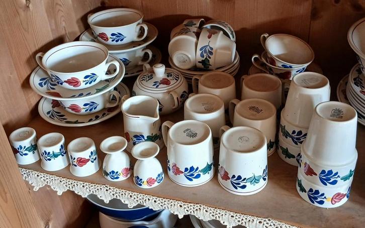 Compleet Boerenbont Servies - Nette Staat!, Huis en Inrichting, Keuken | Servies, Zo goed als nieuw, Compleet servies, Boerenbont