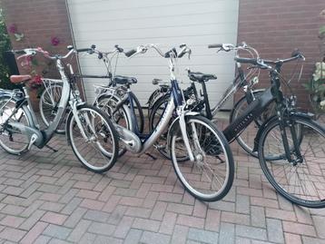 Nette 3 fietsen 1x Gazelle 1x Sparta 1x Villette 28 Inch beschikbaar voor biedingen