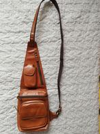 Hoogwaardige echt leeren cognac kleurige crossbody tas, Sieraden, Tassen en Uiterlijk, Tassen | Schoudertassen, Overige merken