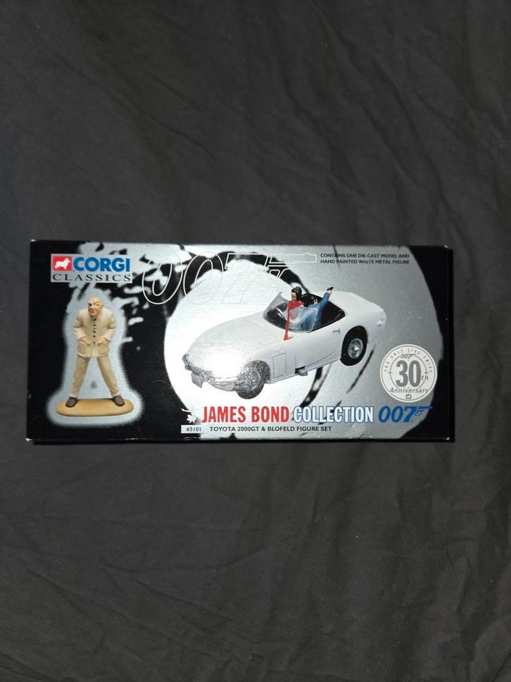 Corgi James Bond Toyota 2000GT & Blofeld Set, Hobby en Vrije tijd, Modelauto's | 1:18, Zo goed als nieuw, Auto, Ophalen of Verzenden