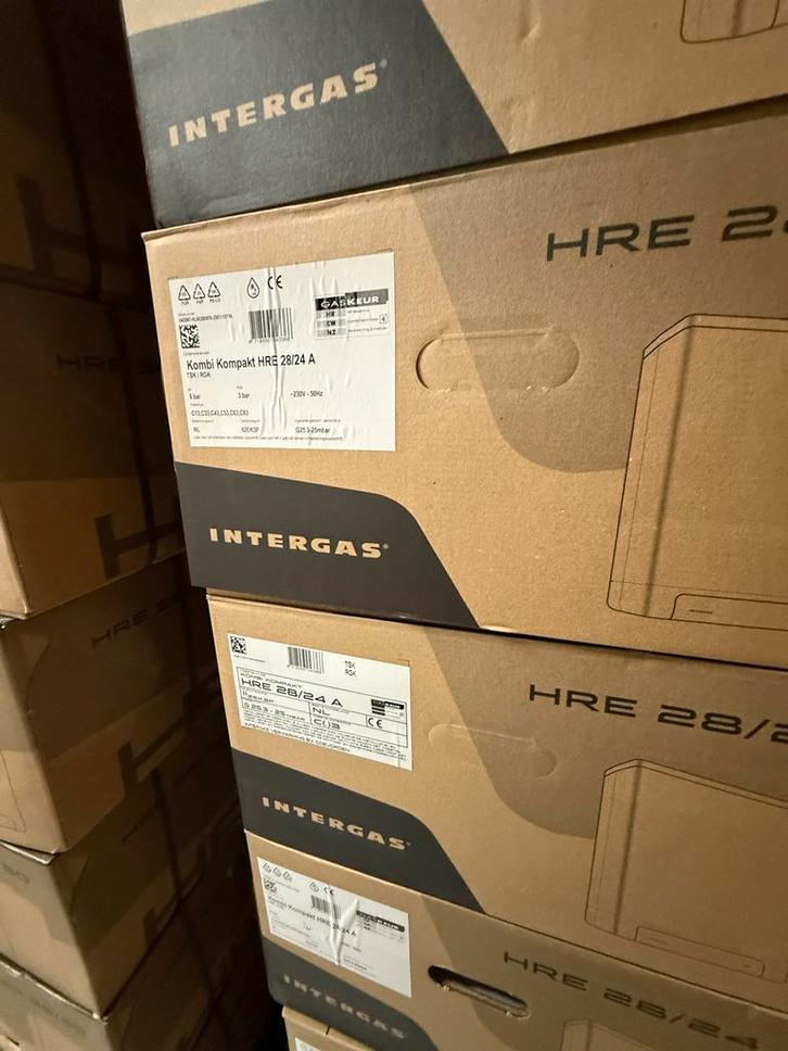 Intergas cw4 HRE 28/24 A Kombi compact, Doe-het-zelf en Verbouw, Verwarming en Radiatoren, Gebruikt, Cv-ketel of Combi-ketel, 30 tot 80 cm