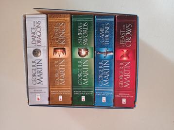 Game of thrones box alle boeken beschikbaar voor biedingen