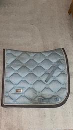 Equestrian stockholm dekje ice blue maat dressuur full, Dieren en Toebehoren, Paarden en Pony's | Overige Paardenspullen, Ophalen of Verzenden
