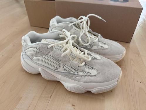 Adidas Yeezy BOOST 500 Bone White - EU 42, Kleding | Heren, Schoenen, Zo goed als nieuw, Sneakers of Gympen, Wit, Ophalen of Verzenden