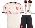 Voetbaltenue Compleet - Nieuw!, Maat XS of kleiner, Ophalen of Verzenden, Nieuw
