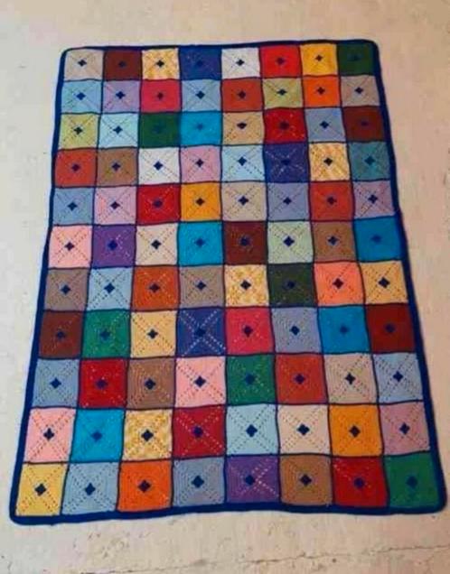 Granny woondeken sprei geblokt retro 177/132, Huis en Inrichting, Woonaccessoires | Plaids en Woondekens, Zo goed als nieuw, Ophalen of Verzenden