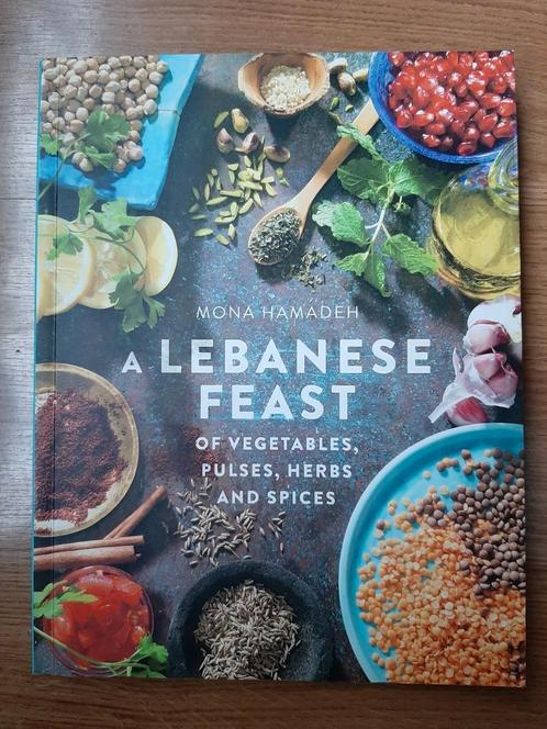 A Lebanese feast - Mona Hamadeh, Boeken, Kookboeken, Zo goed als nieuw, Midden-Oosten en Marokko, Ophalen of Verzenden