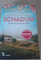 Lucinda Riley - Schaduw, Ophalen of Verzenden, Zo goed als nieuw, Lucinda Riley
