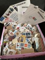 Schoenendoos vol met gebruikte postzegels, Verzenden, Buitenland