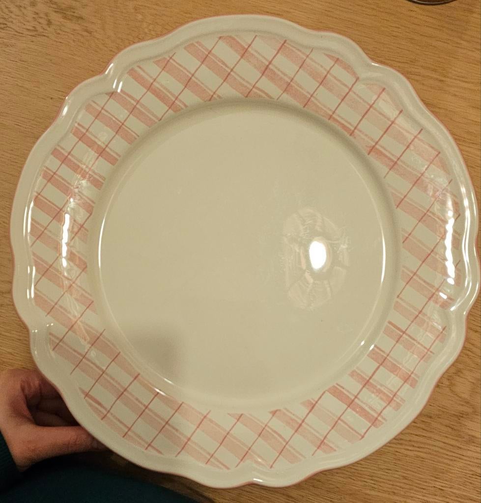 IKEA Serveerschaal met Roze Ruitpatroon - Set van 2, Huis en Inrichting, Keuken | Servies, Ophalen of Verzenden, Zo goed als nieuw
