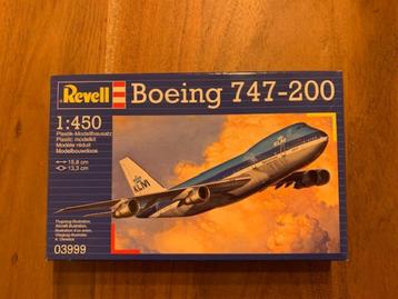 Revell Boeing 747-200 nieuw inclusief bijbehorende verf