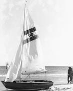 Fraaie zeilboot (WB40, L=3,65m), met trailer en fluistermoto, Watersport en Boten, Open zeilboten, Ophalen, Gebruikt, Hout, Overige typen