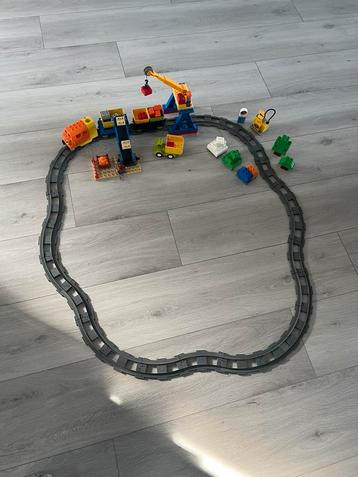 Duplo goederentrein baan / set beschikbaar voor biedingen