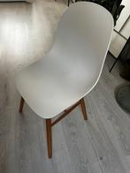 Stoelen kuipjes wit, Huis en Inrichting, Ophalen, Kunststof, Gebruikt, Twee