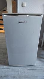 Whiteline koelkast klein model, Witgoed en Apparatuur, Koelkasten en IJskasten, Met vriesvak, Gebruikt, 75 tot 100 liter, 85 tot 120 cm