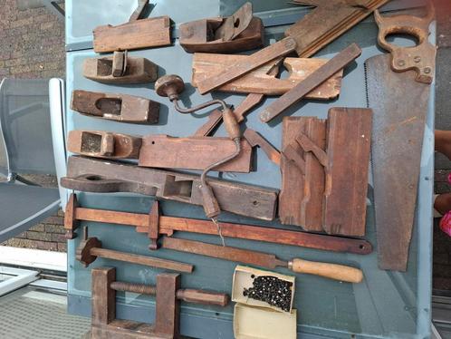 Antiek gereedschap. Tussen de 40 en 50 stuks, Antiek en Kunst, Antiek | Gereedschap en Instrumenten, Ophalen of Verzenden