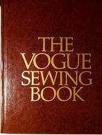 The Vogue sewing book, Boeken, Mode, Ophalen of Verzenden, Zo goed als nieuw, Mode algemeen