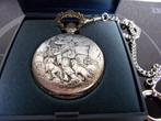 Zak horloge zilverkleur met ketting afbeelding jachttafreel, Overige merken, Overige materialen, Zakhorloge, Ophalen of Verzenden