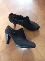 Gabor suède leer enkellaarsjes maat 5,5= 38.5, Kleding | Dames, Schoenen, Zwart, Gabor, Ophalen of Verzenden, Zo goed als nieuw