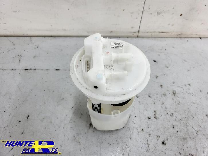 Benzinepomp Volvo V40 I ('96-'04) 30630538, Auto-onderdelen, Brandstofsystemen, Volvo, Gebruikt, Ophalen of Verzenden