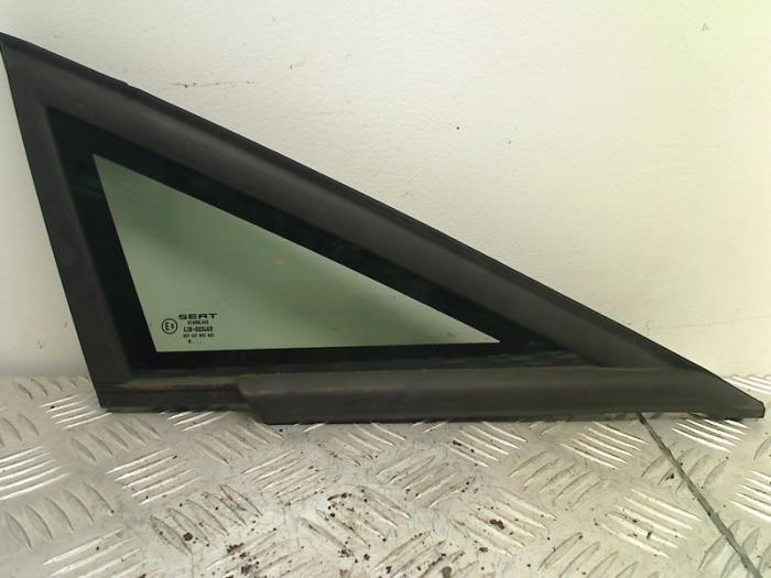 Driehoeks Ruit rechts-voor van een Seat Leon, Gebruikt, -, -, Ophalen of Verzenden